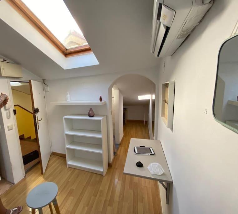 San Bernabe, Apartamento Para 2 En Las Vistillas Junto A Metro Puerta De Toledo Madrid Extérieur photo