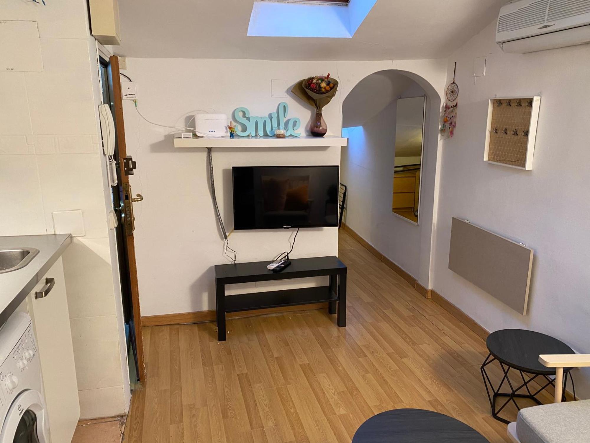 San Bernabe, Apartamento Para 2 En Las Vistillas Junto A Metro Puerta De Toledo Madrid Extérieur photo